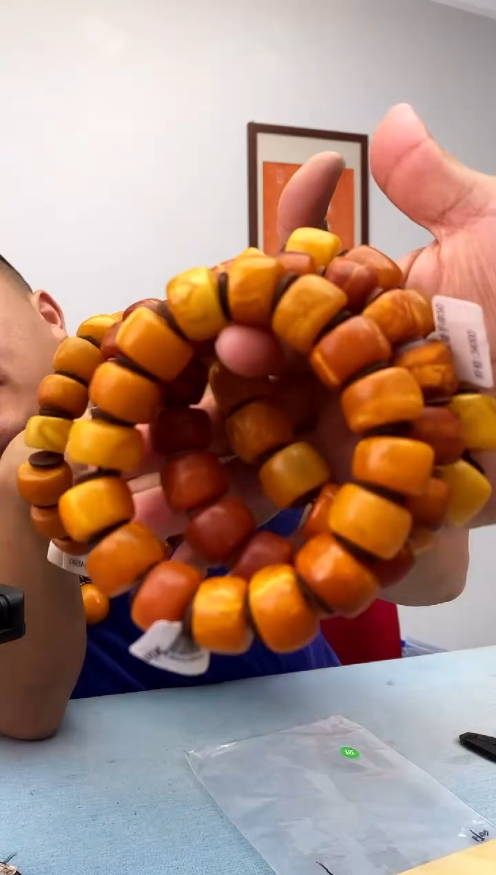 琥珀未镶嵌珠宝奇石假一罚十，永久原价包退多样性发一件050