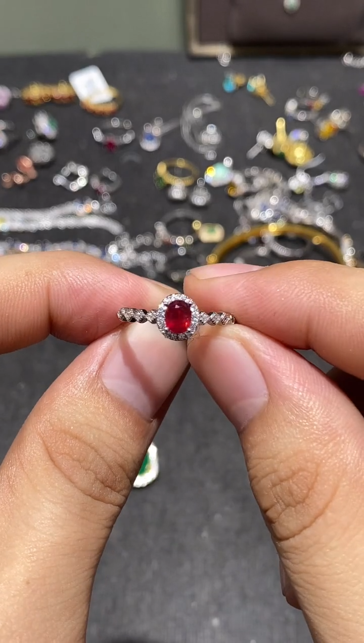 银S925镶嵌戒指红宝石戒指