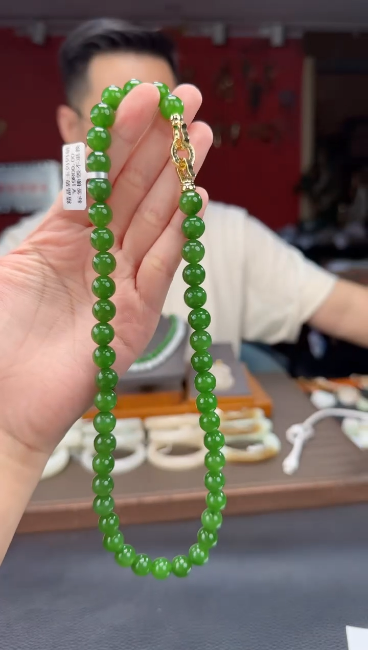 和田玉未镶嵌颈饰碧玉辣绿妈妈链卡10