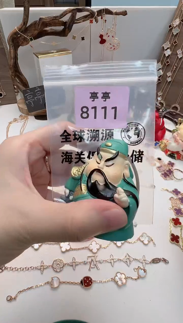 ?**?华禄甄选阁亭亭总铺