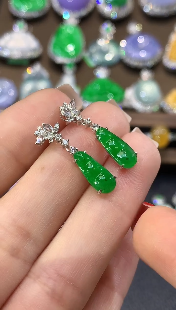 18K金镶嵌翡翠耳饰D22