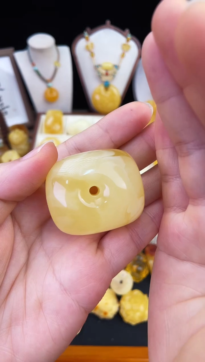 琥珀未镶嵌珠宝奇石悦*柒月