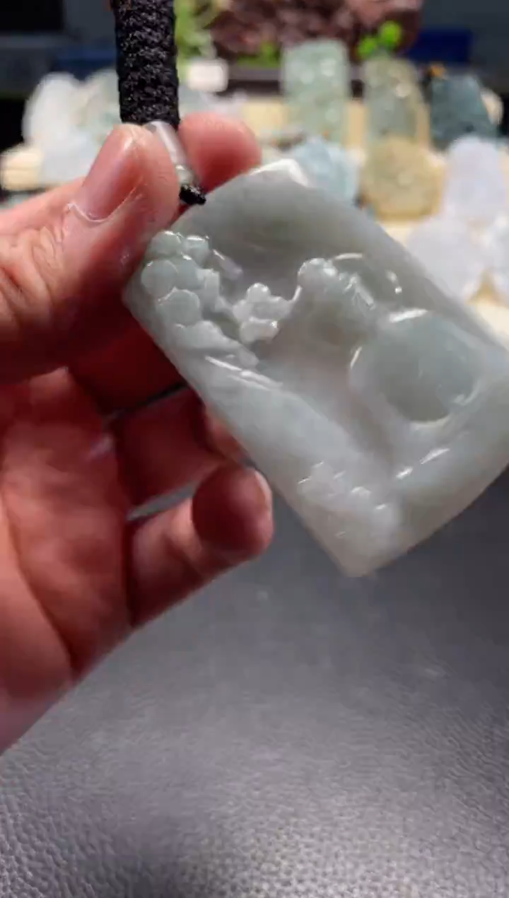 颈饰未镶嵌翡翠12/27/114