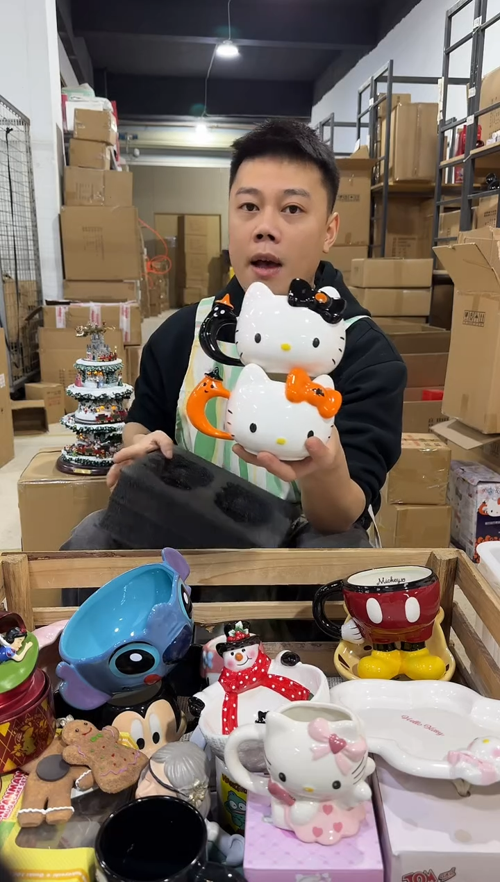 瓷片原盒橙色加黑色kt头杯2件套