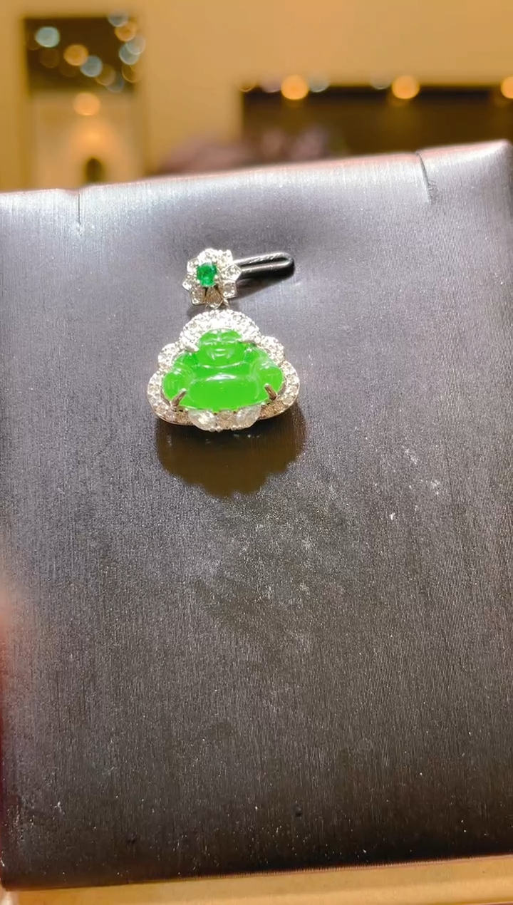 【闪购商品】翡翠吊坠(不含链)未镶嵌A2