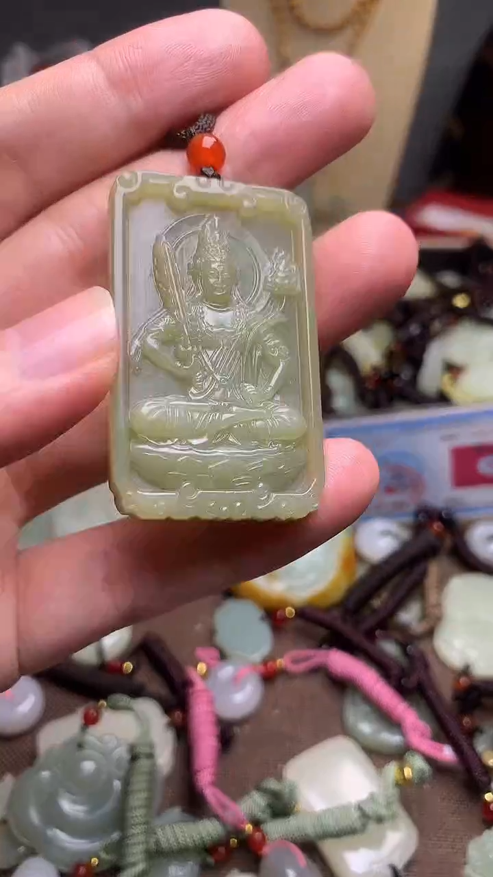颈饰未镶嵌和田玉新疆料青海料清水和田玉吊坠