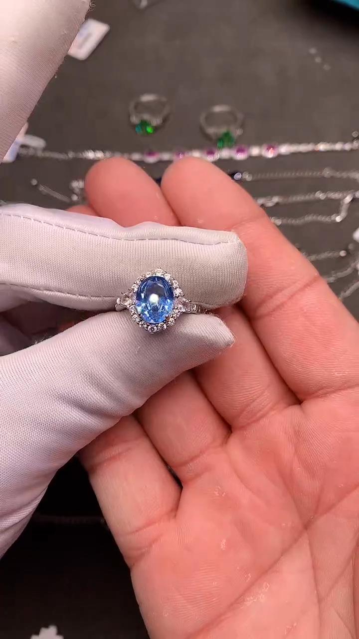 【闪购商品】海蓝宝石戒指银S925镶嵌.......