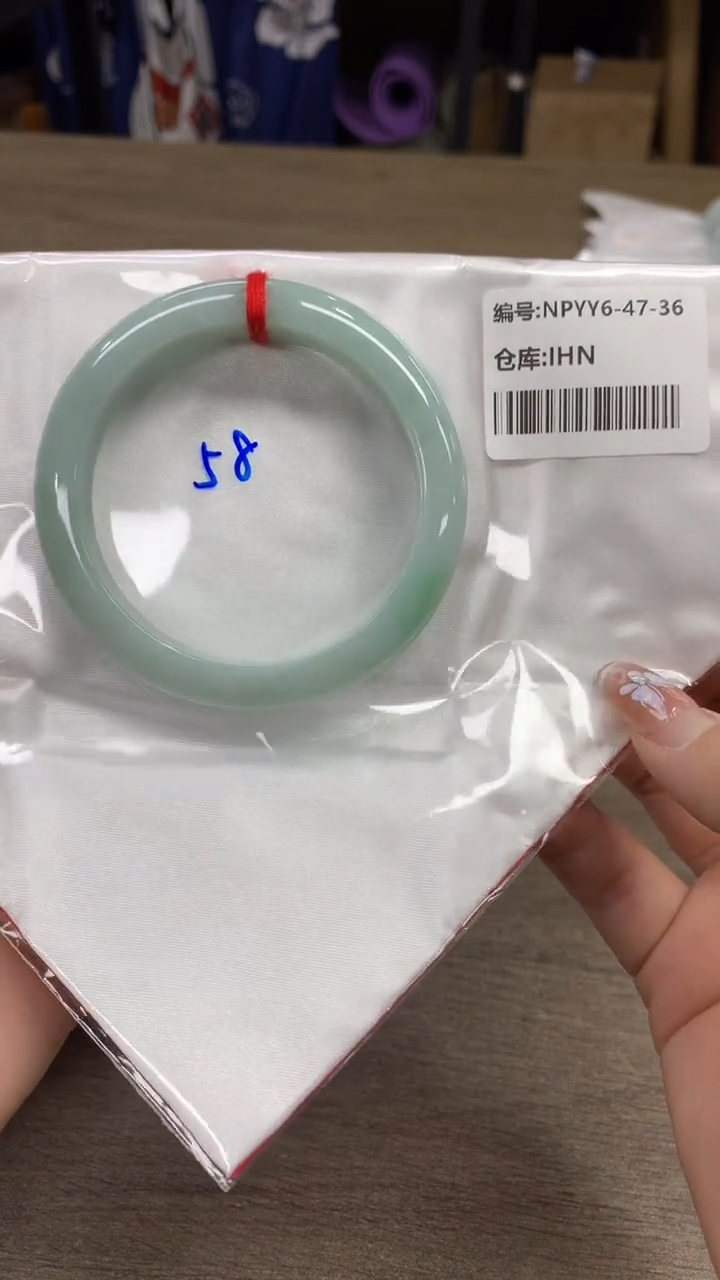 【闪购商品】翡翠手镯未镶嵌翡翠手镯