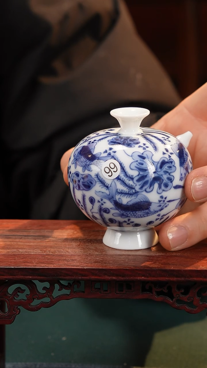【闪购商品】摆件釉下青花纯手工手绘砚滴