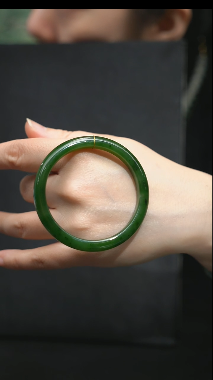 颈饰未镶嵌和田玉56圈口