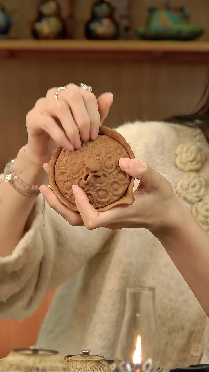 言野手作 莲蓬壶