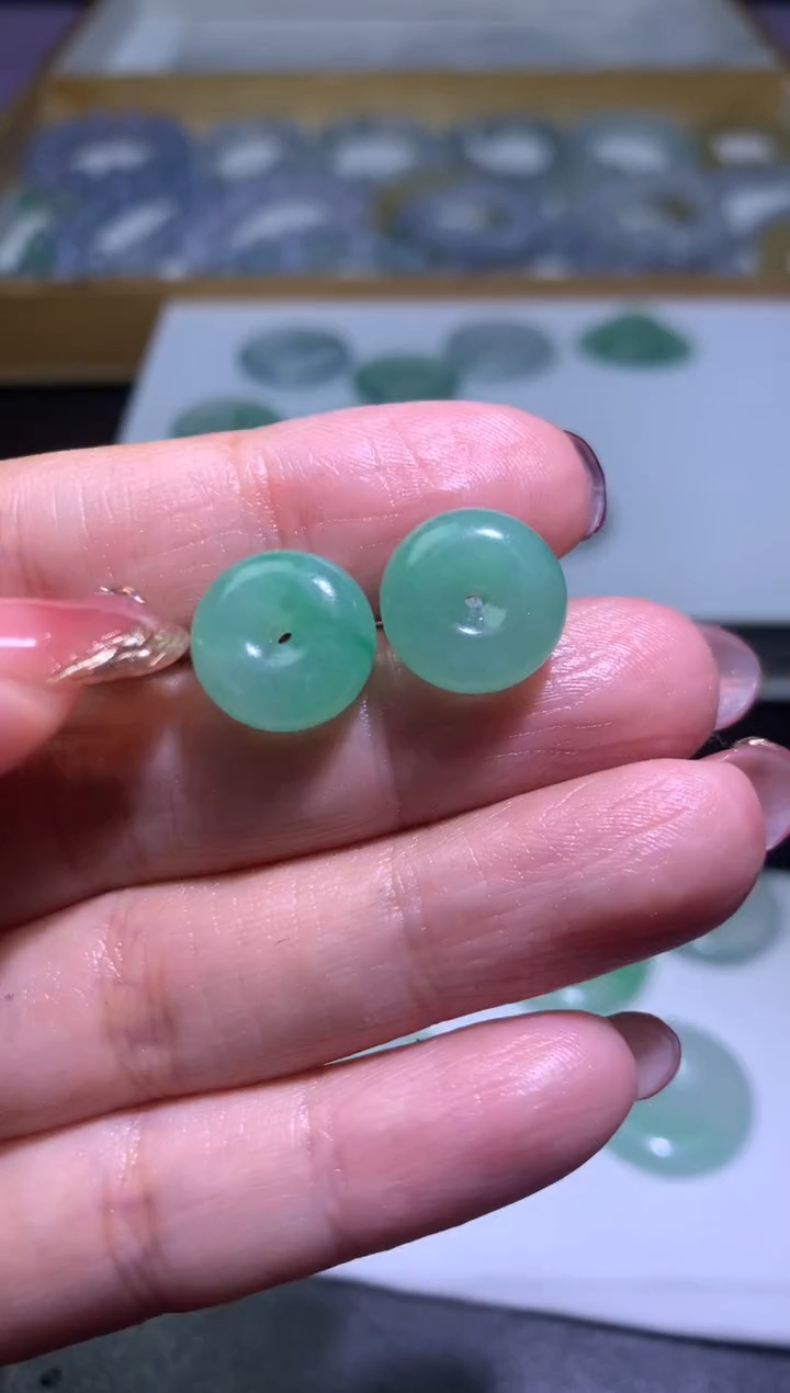 【闪购商品】定制翡翠未镶嵌毛货