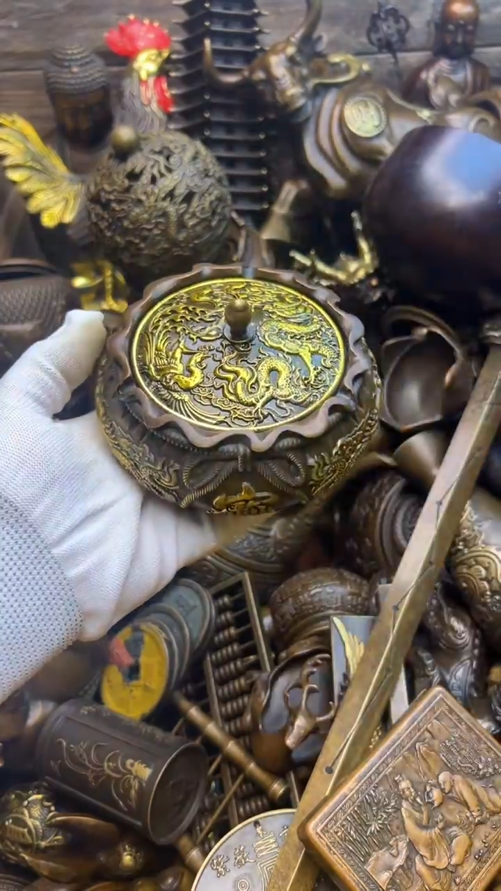 精美铜器，点击下单