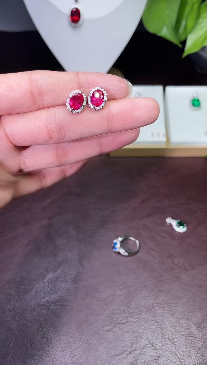 合金合成钻石耳饰红宝耳钉