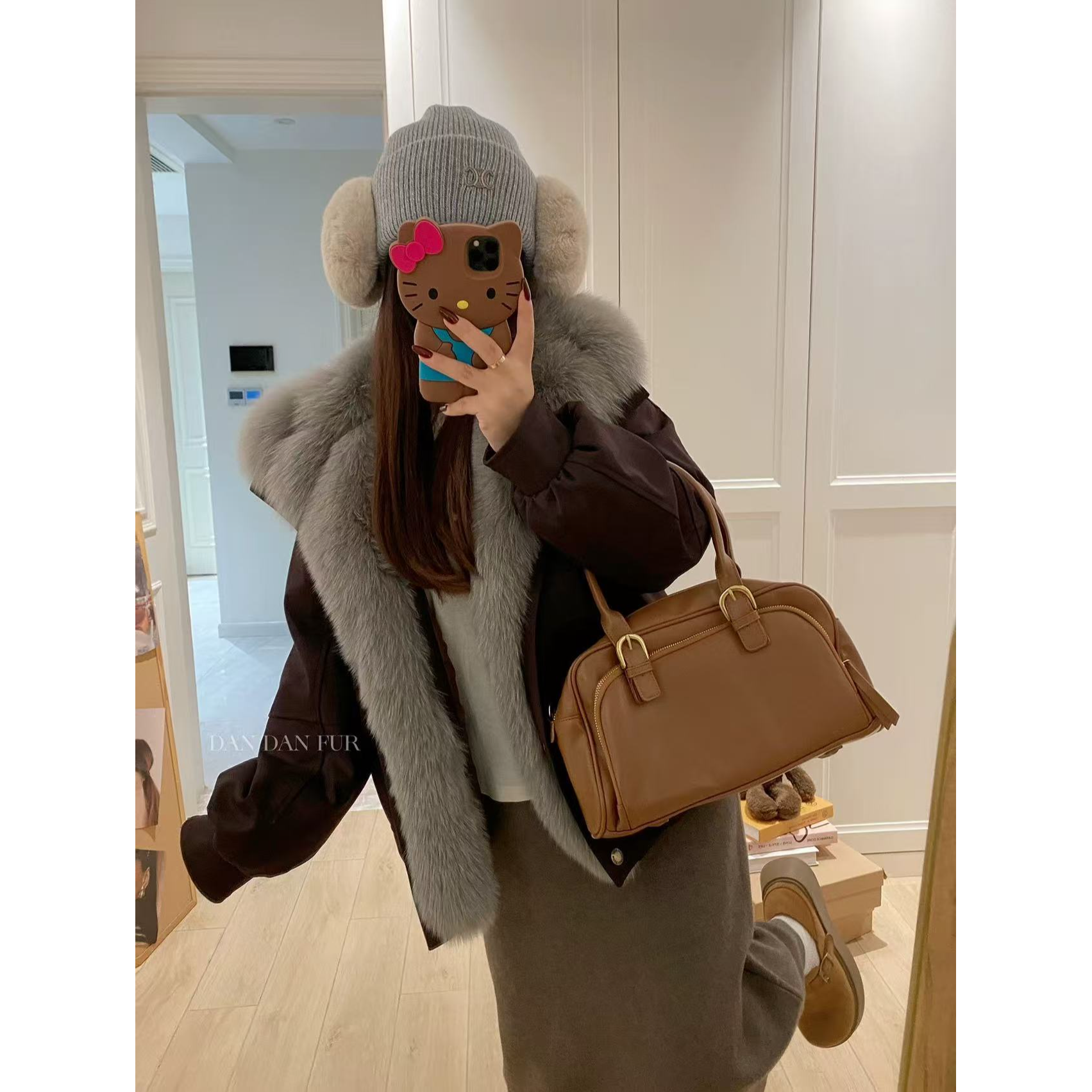 气质时尚毛领短款外套女2025冬季新款洋气高级感显瘦外套 A911288