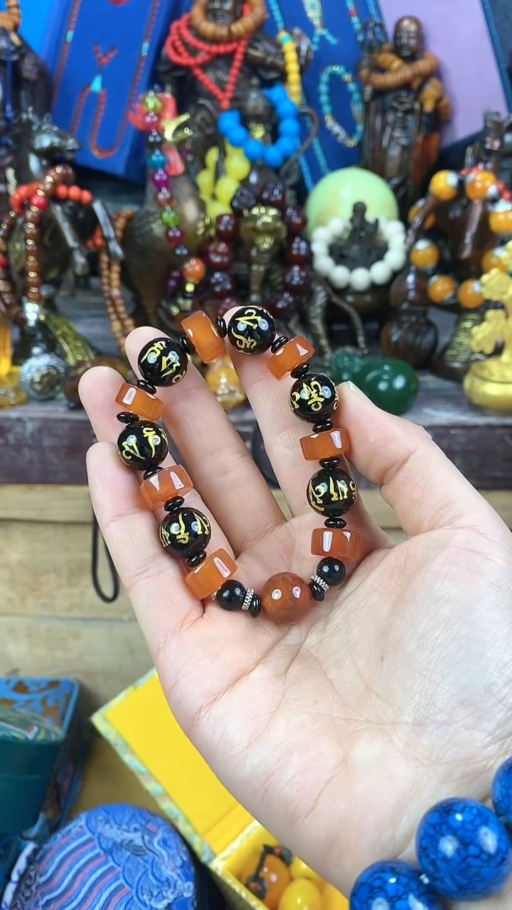 【闪购商品】玛瑙/玉髓手链合金猪妹精品专属链接