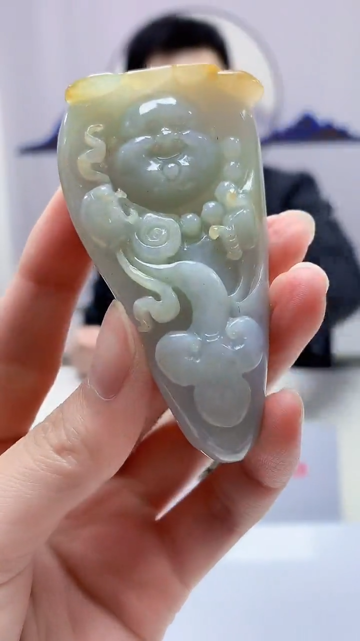 【闪购商品】定制翡翠未镶嵌5153zm-毛货挂件65佛公