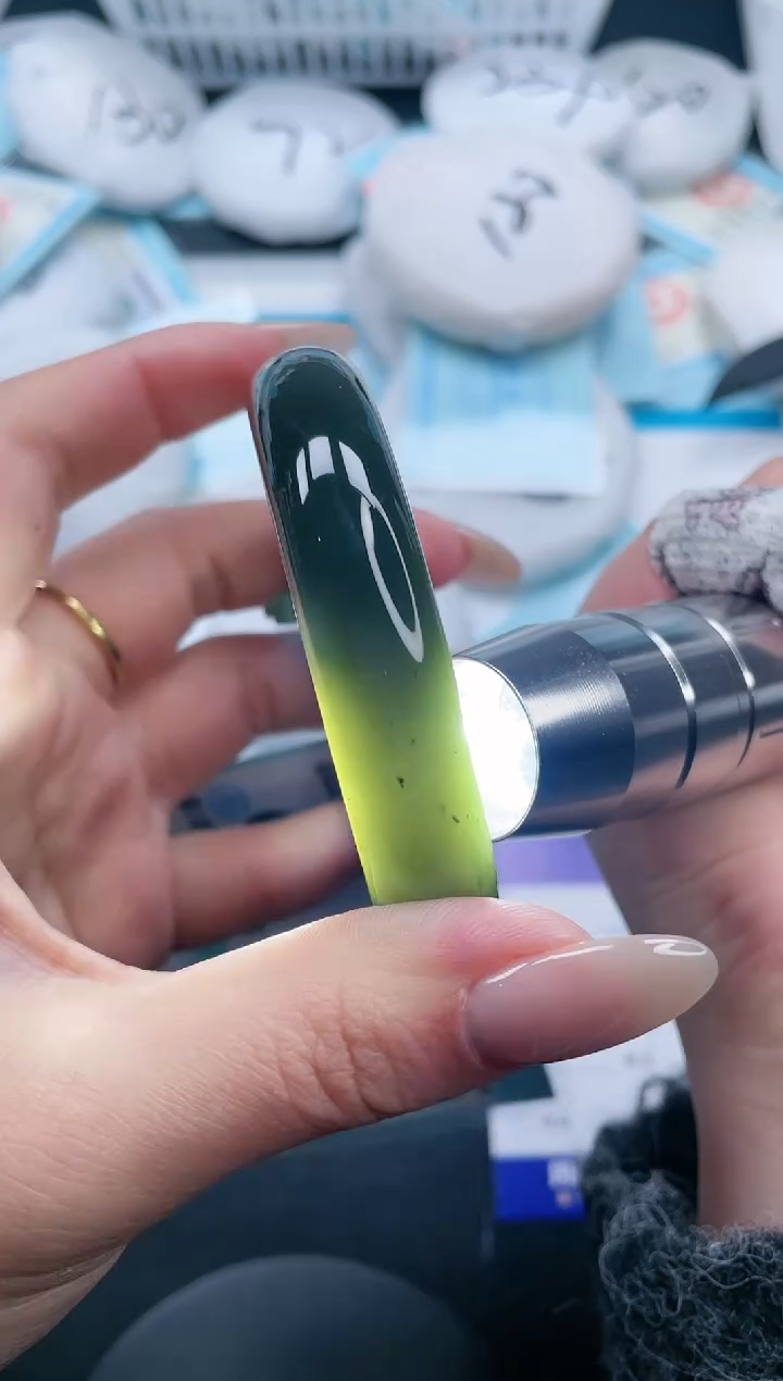 【闪购商品】和田玉手镯未镶嵌21V254-59