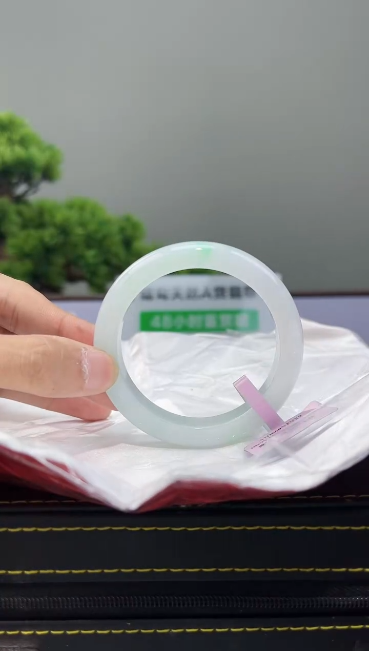 【闪购商品】翡翠手镯未镶嵌手镯6