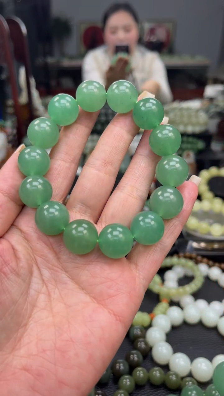 【闪购商品】东陵石手串未镶嵌新疆阿克苏翠玉卡16