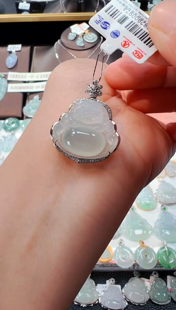 【闪购商品】翡翠吊坠(不含链)18K金镶嵌佛公吊坠97A