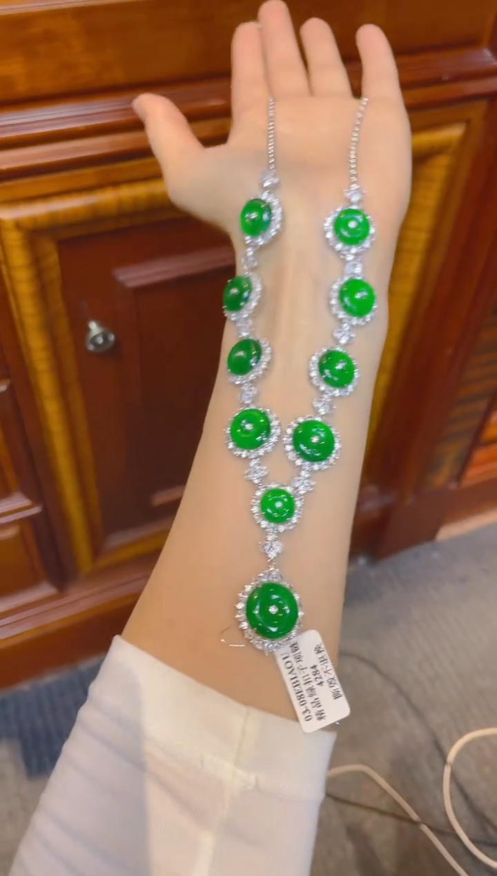 【闪购商品】翡翠颈饰银S925镶嵌123437天然A货翡翠平安扣套链