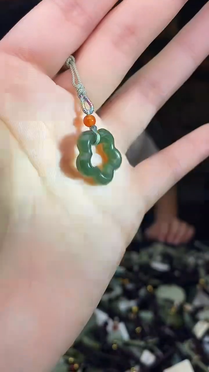 颈饰未镶嵌和田玉多样性发货，拍一发一