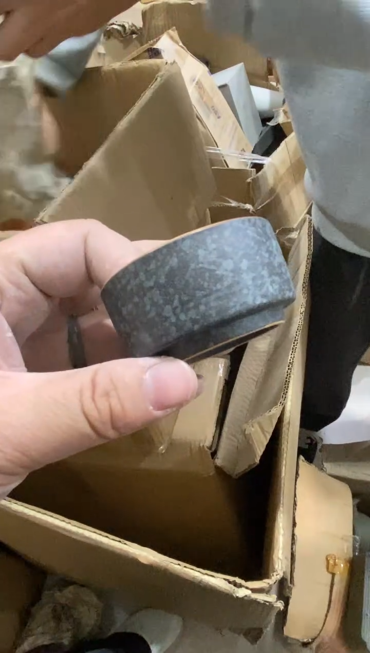 杯子瓷无运费险有瑕疵的摄影的产品有使用过的痕迹有点脏介意勿拍