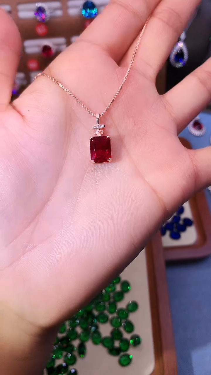 吊坠(赠链)银S925镶嵌红宝石.......