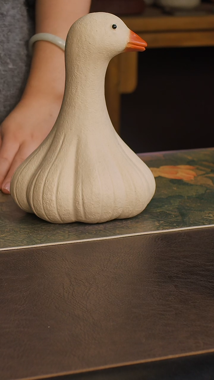 紫砂茶宠超大号蒜了鸭