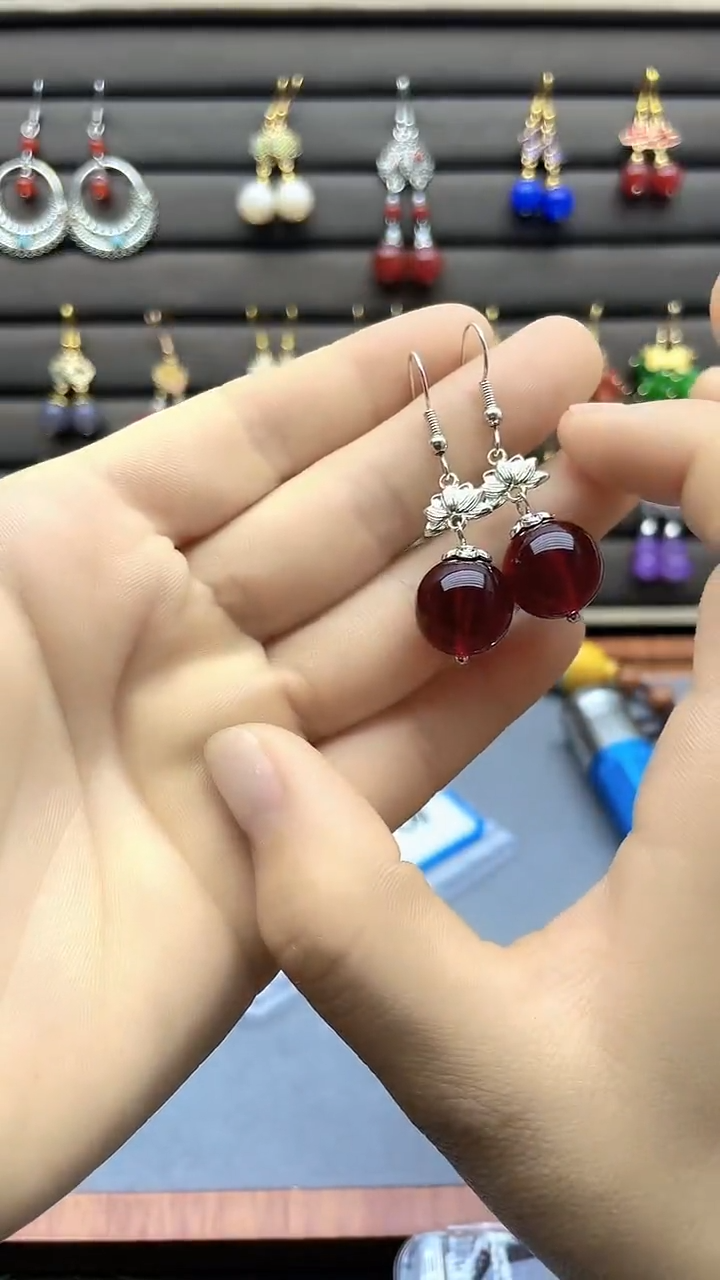 【闪购商品】血珀耳饰银S925镶嵌102000