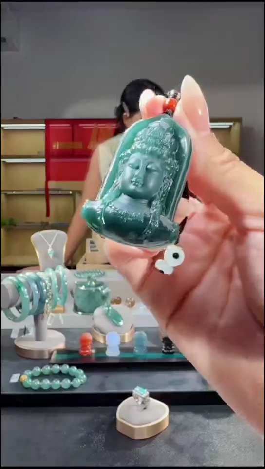 吊坠(不含链)未镶嵌翡翠观音首（多样性发其一）