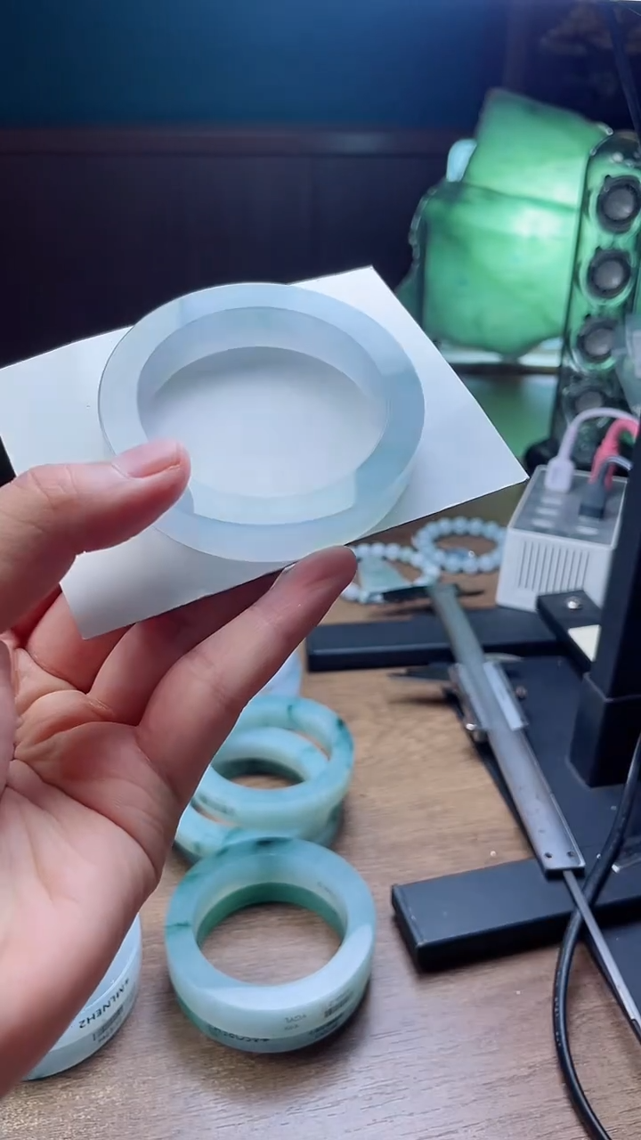 定制翡翠手镯未镶嵌夜*定制