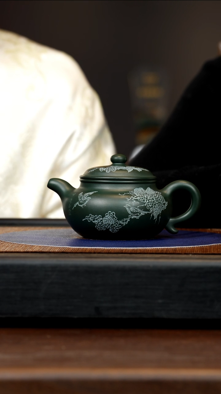 【闪购商品】紫砂茶壶SDH 生竹翠 仿古 340cc