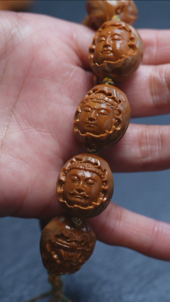 【闪购商品】橄榄核吊坠苏工橄榄核