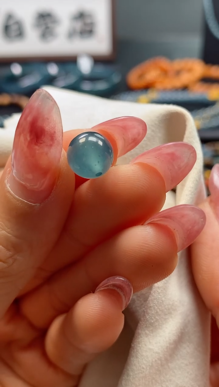 【闪购商品】翡翠颈饰未镶嵌0012052157