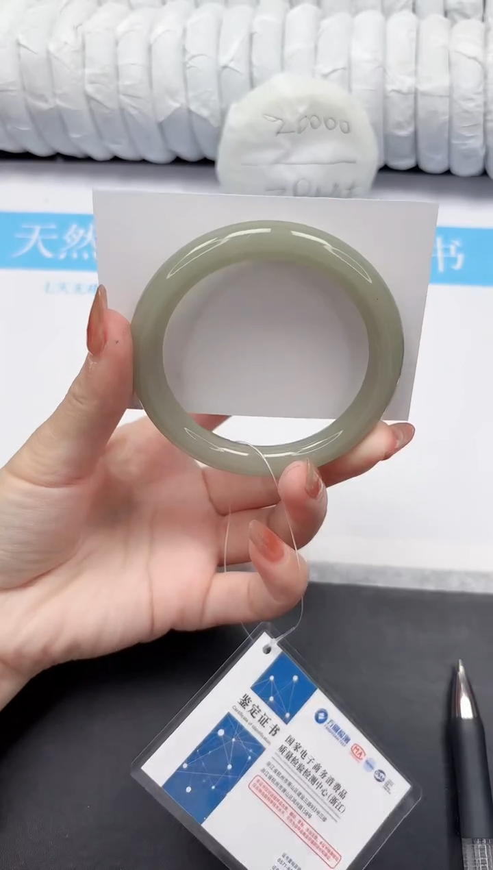 未镶嵌手镯石英质玉154-61.3DY