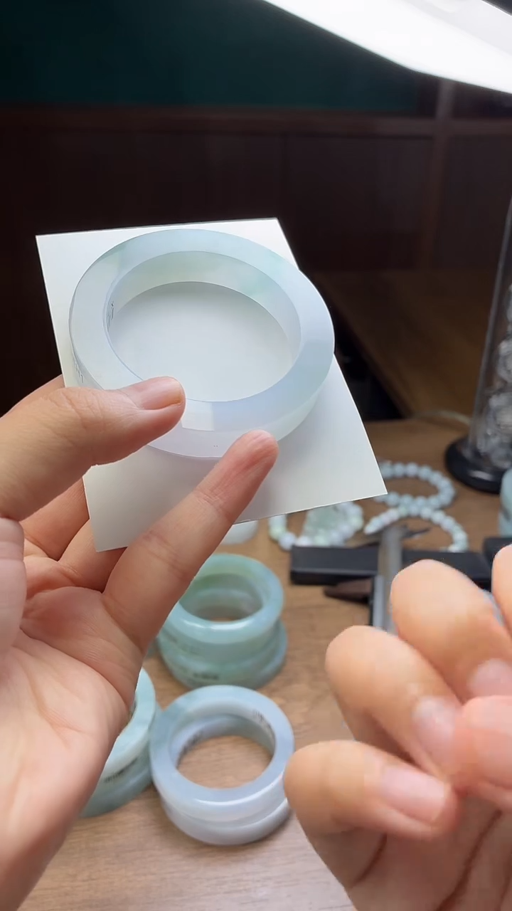 未镶嵌手镯定制翡翠疯***城定制分单