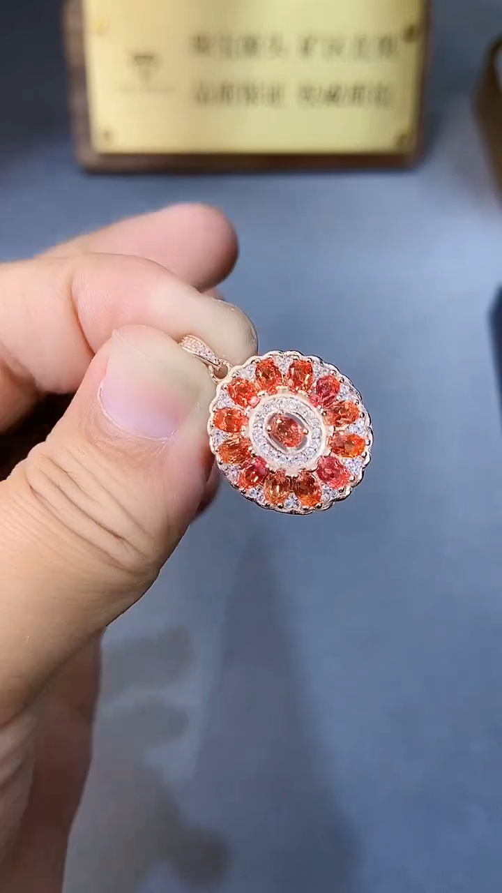 【闪购商品】彩色蓝宝石颈饰银S925镶嵌534