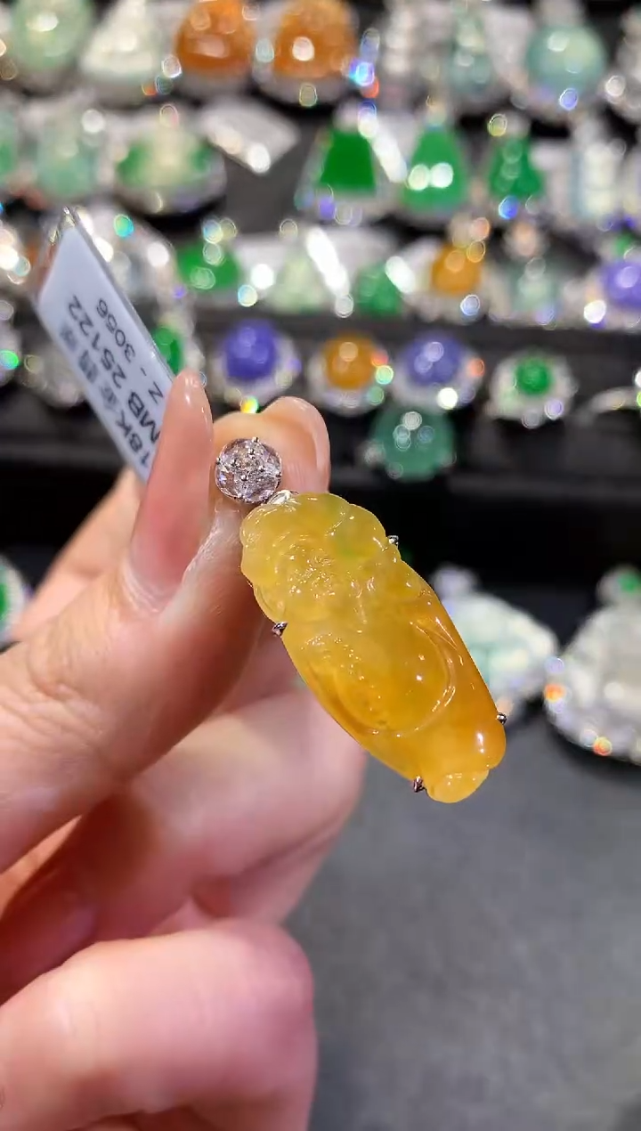 【闪购商品】翡翠吊坠(不含链)18K金镶嵌117-米爷