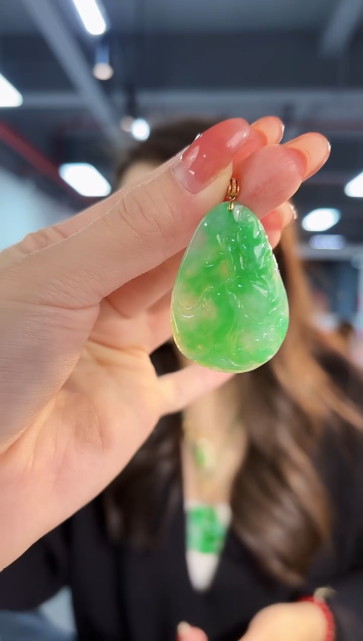 【闪购商品】翡翠颈饰18K金镶嵌缅料A货/支持复检/一件