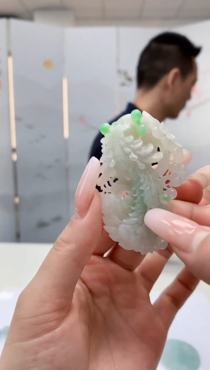 【闪购商品】定制翡翠未镶嵌3916lr-毛货挂件189