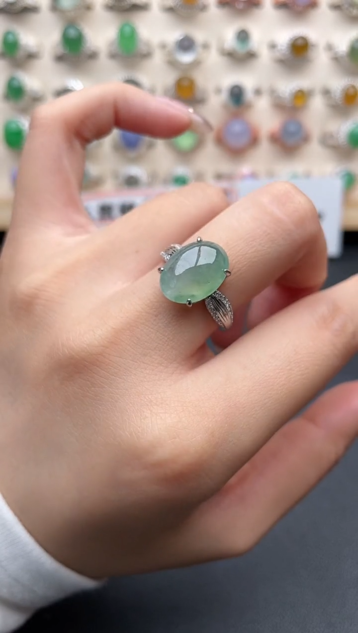 【闪购商品】翡翠戒指银S925镶嵌一物一证一礼盒