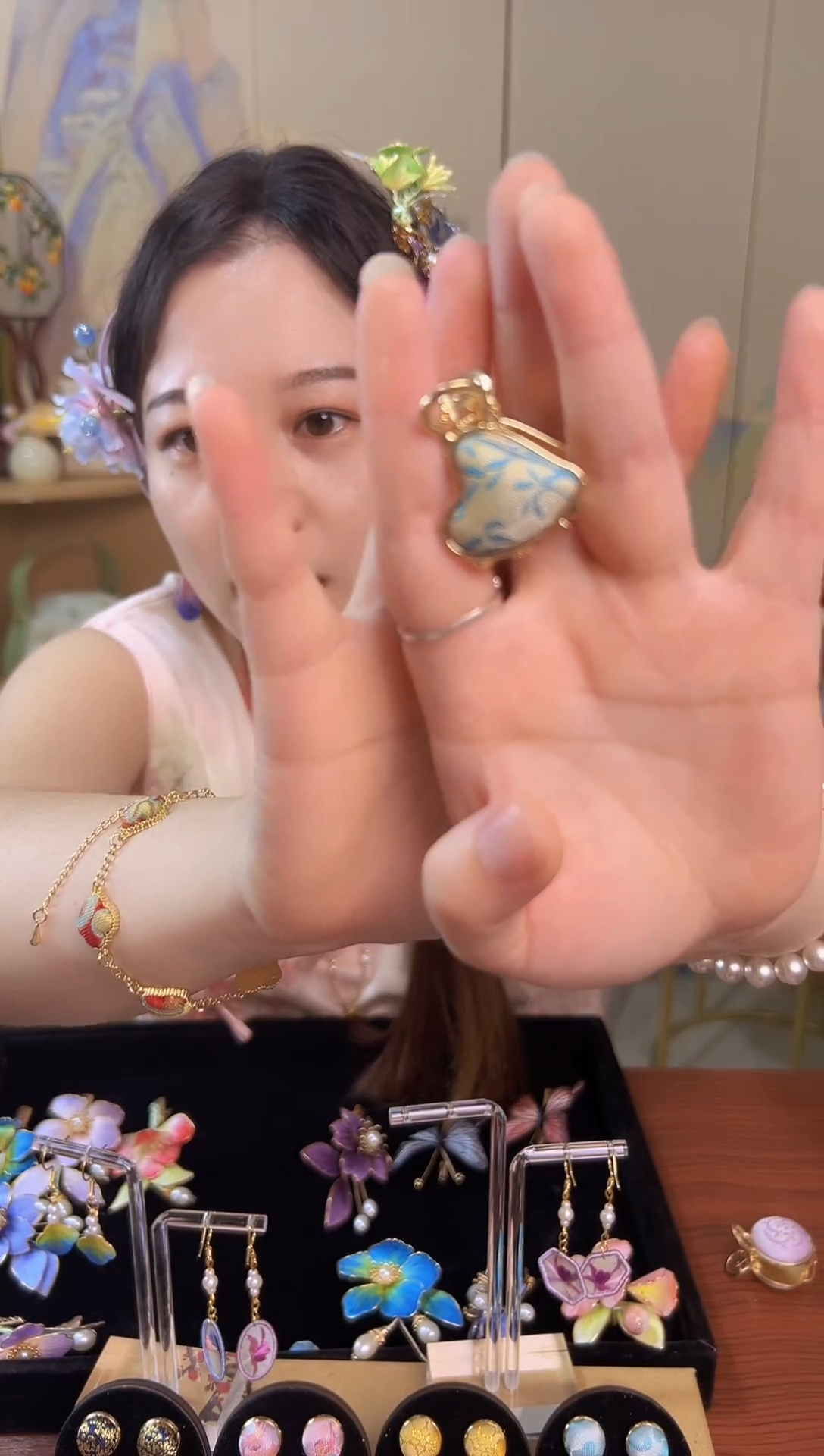 织绣非遗绒花发夹