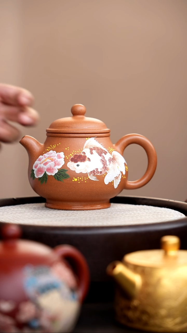 茶壶紫砂金砂段泥潘壶泥绘金鱼003