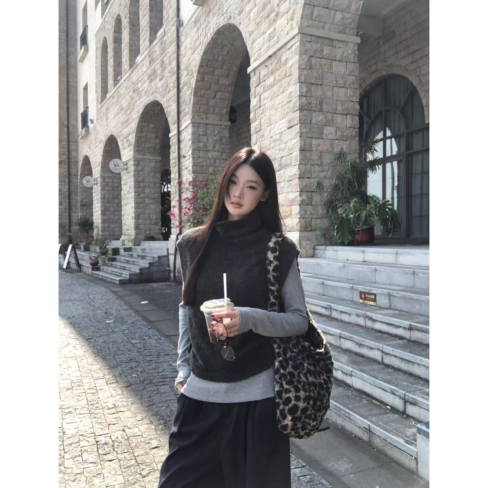 秋季韩系纯欲长袖V领设计感显瘦T恤＋马甲C 9709#