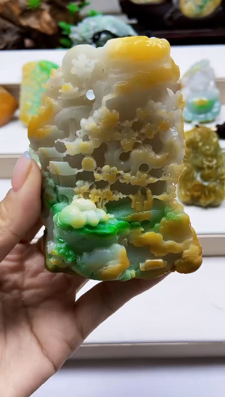 颈饰未镶嵌翡翠翡翠A货