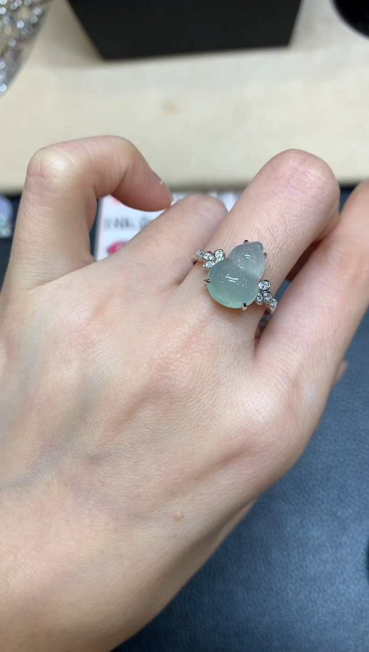 【闪购商品】翡翠戒指18K金镶嵌【无鉴赏期