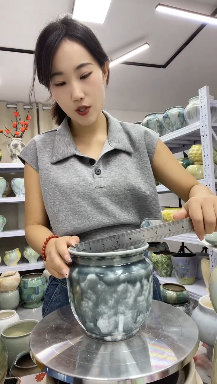 无孔     【   8.31   陶瓷花盆  】       