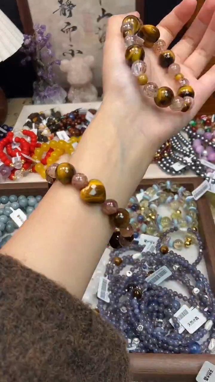 未镶嵌石英质玉手饰524